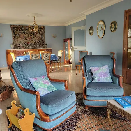 Maison Chic Et Chaleureuse Nyaraló Guichen